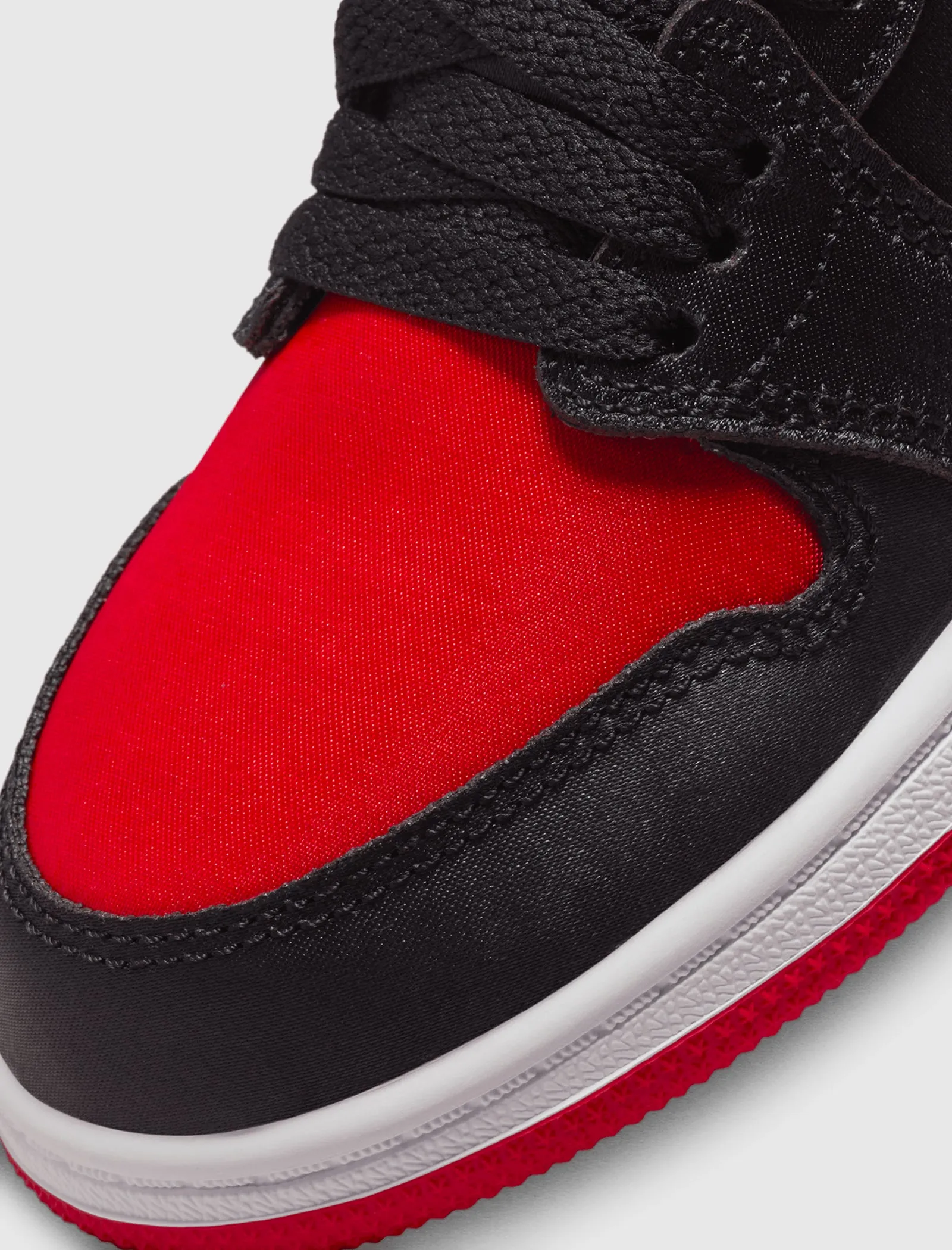 AIR JORDAN 1 RETRO HI OG "SATIN BRED" PS