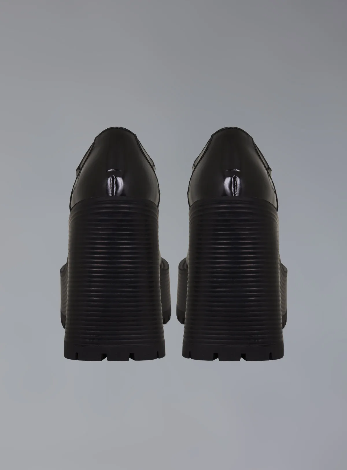 Des Shoe