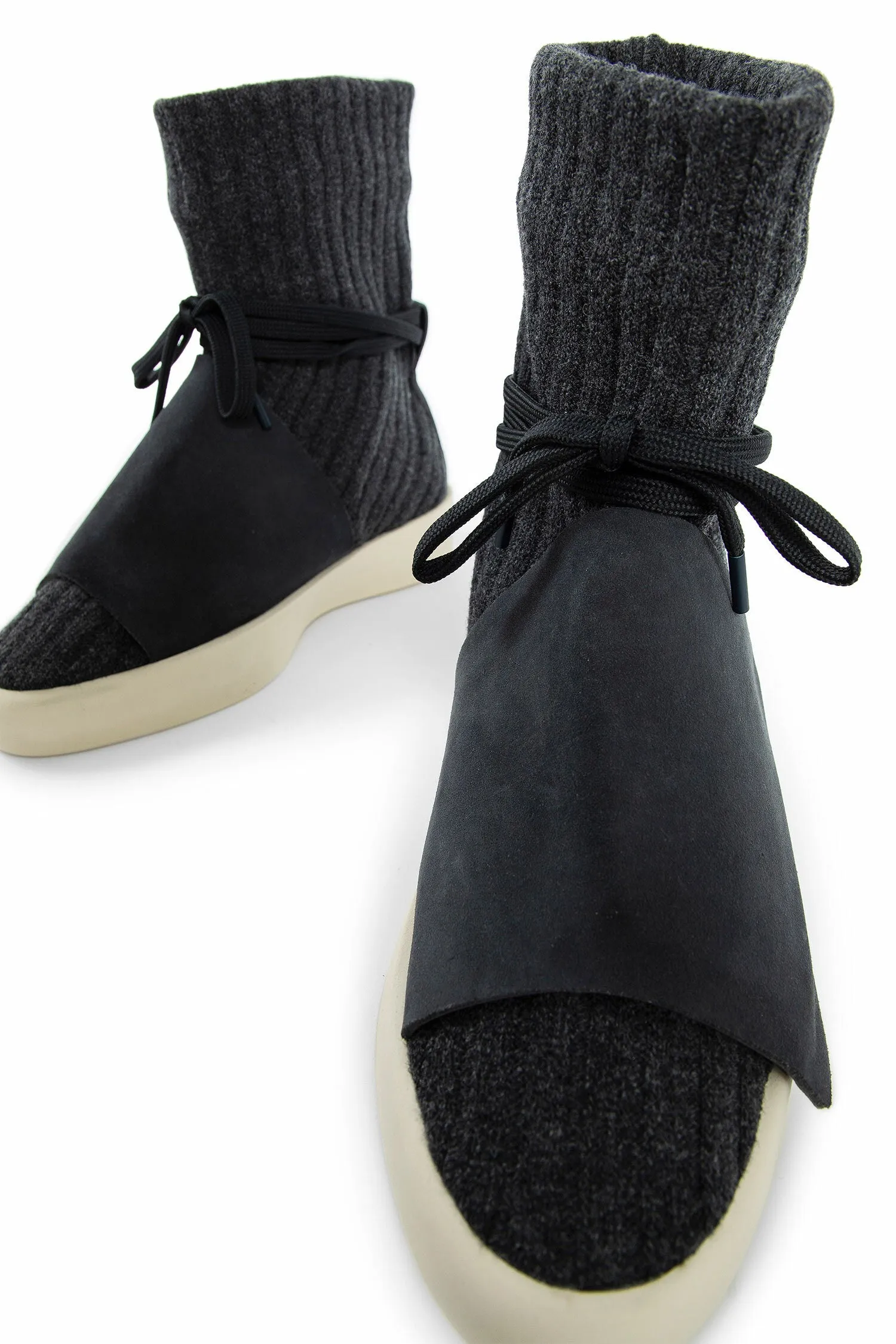FEAR OF GOD MAN GREY SNEAKERS