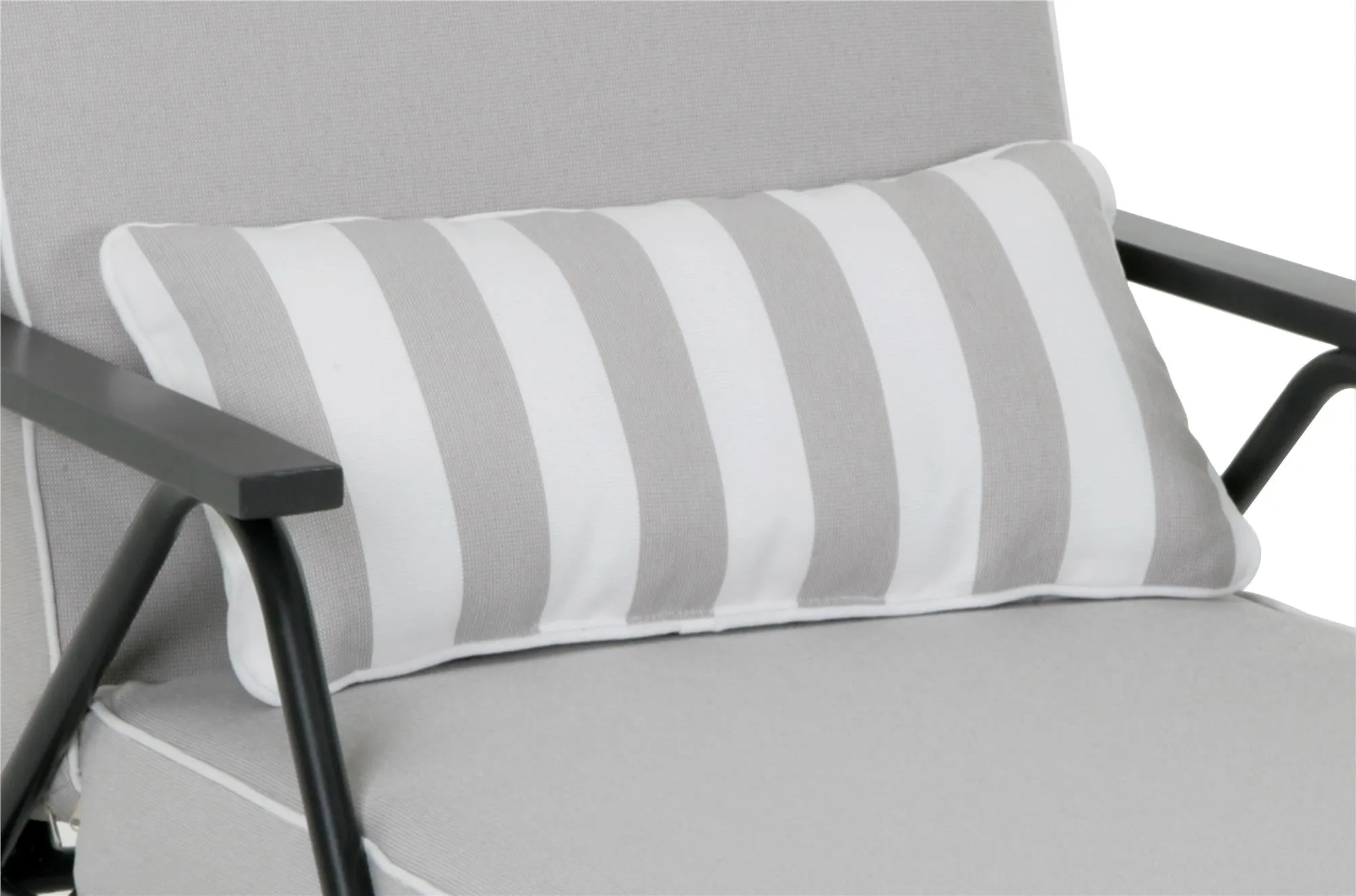 Novogratz Connie Outdoor Chaise Lounge